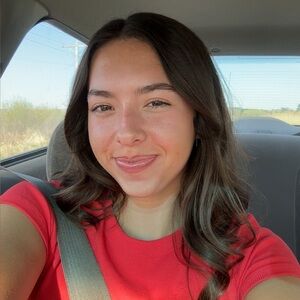 Meet your Posher, Michaela